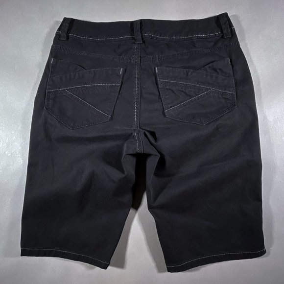 Jones New York Black Shorts with Gray Stitching Tia Bermuda Size 4P - Picture 2 of 11